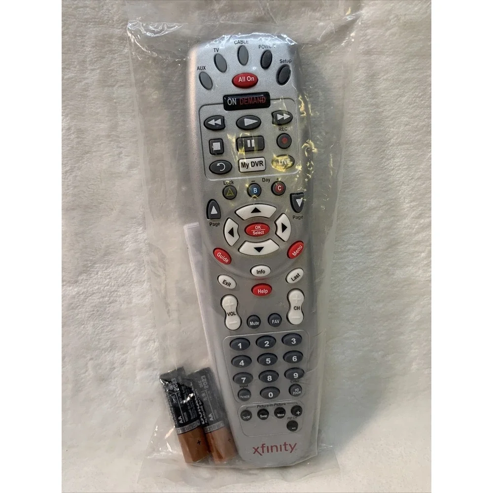 New Official Genuine‎ OEM Xfinity Remote Control Model URC-1067CBM3-001-R Sealed